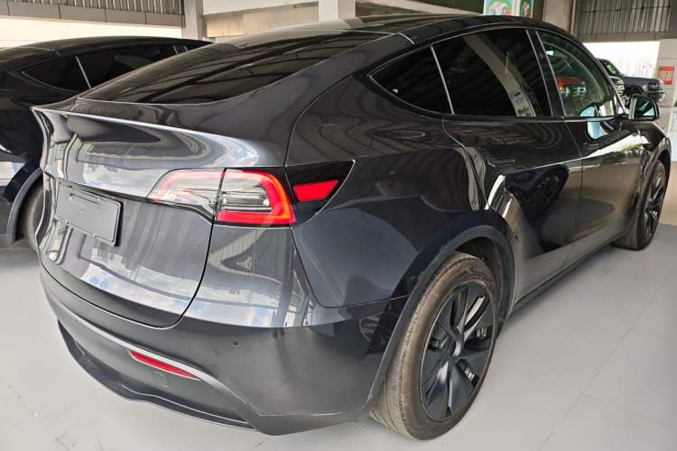 Used Tesla Model Y 2024 Rear-Wheel-Drive Version