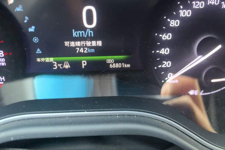 Used Toyota Avalon 2022 2.5L Ambition Edition Odometer Close Up