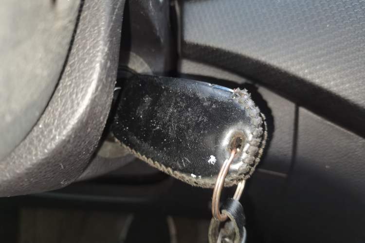 Used SAIC MAXUS T60 2017 2.0T Gasoline Automatic 4x4 High-Ride Elite Standard Cabin Vehicle Key