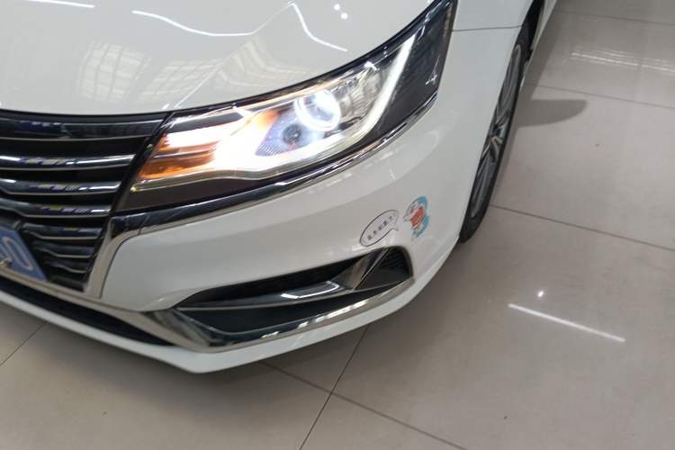 Used Roewe i6 2019 PLUS 1.6L CVT 4G Connected Flagship Deluxe Edition
