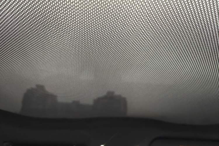 Used Nio ET5 2022 75 kWh Headliner