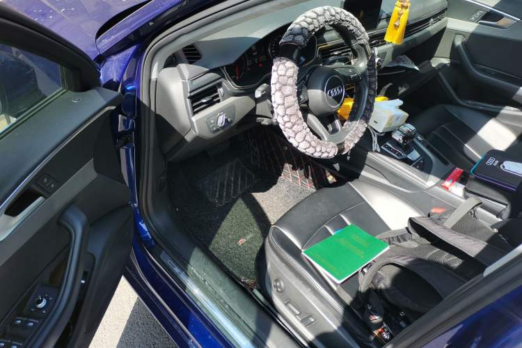 Used Audi A4L 2018 30th Anniversary Edition 40 TFSI Trendy Model
