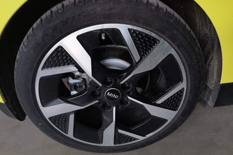 Used MINI Electric MINI COOPER 2024 452km COOPER SE Artist
