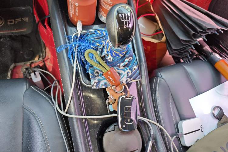 Used Dongfeng Fengon 580 2017 1.5T Manual Luxury Model