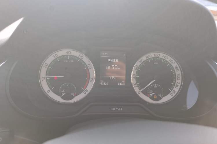 Used Skoda Octavia 2019 1.5L Automatic Smart Drive Luxury Edition China VI Standard Instrument Cluster
