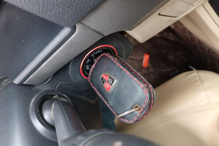 Used Roewe 350 2014 1.5L Manual Xunchi Edition
