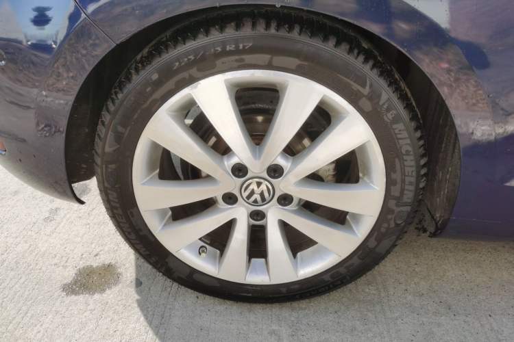 Used Volkswagen Golf 2012 1.4TSI Luxury Convertible Edition