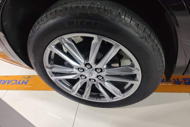 Used Cadillac XT6 2022 2.0T Six-Seater Four-Wheel-Drive Luxury Standard Edition
