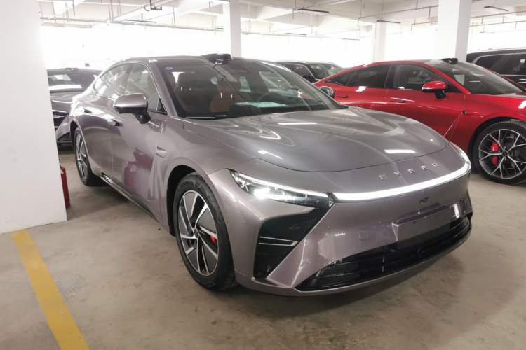 Used EXEED Star Era ES 2025 Extended-Range Max Urban Assisted Driving
