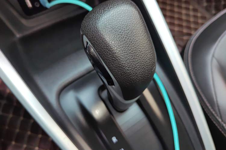 Used Chevrolet Cavalier 2020 Redline 325T Automatic Xinyao Edition China VI Standard Gear Lever