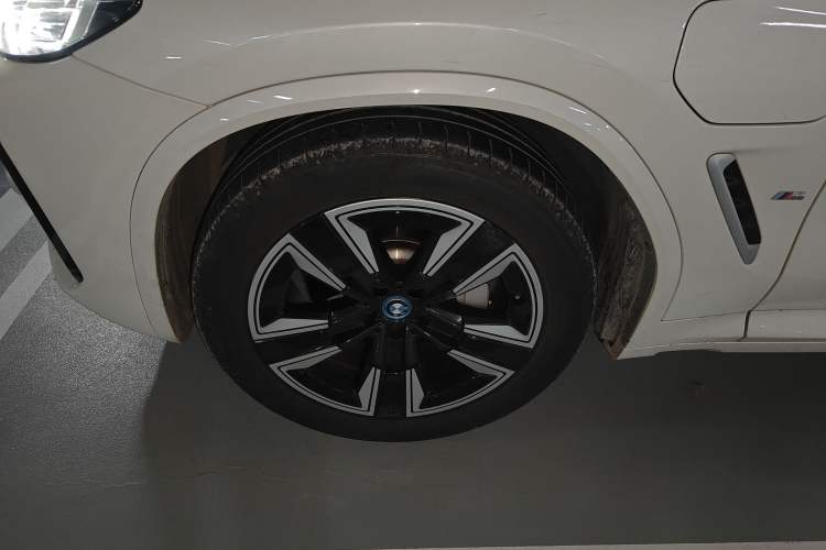 Used BMW iX3 2024 Leading Model