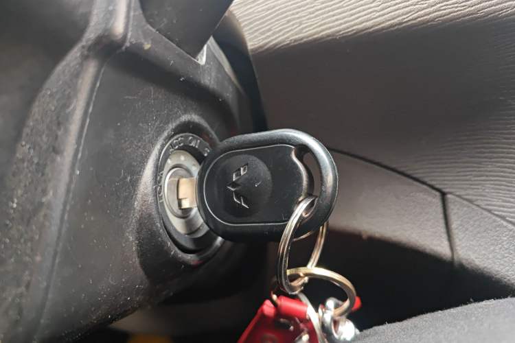 Used Wuling Hongguang 2015 1.5L S Basic Version China V Standard