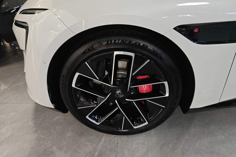 Used Avatr 12 2025 Max All-Electric Version Left Front Wheel Hub