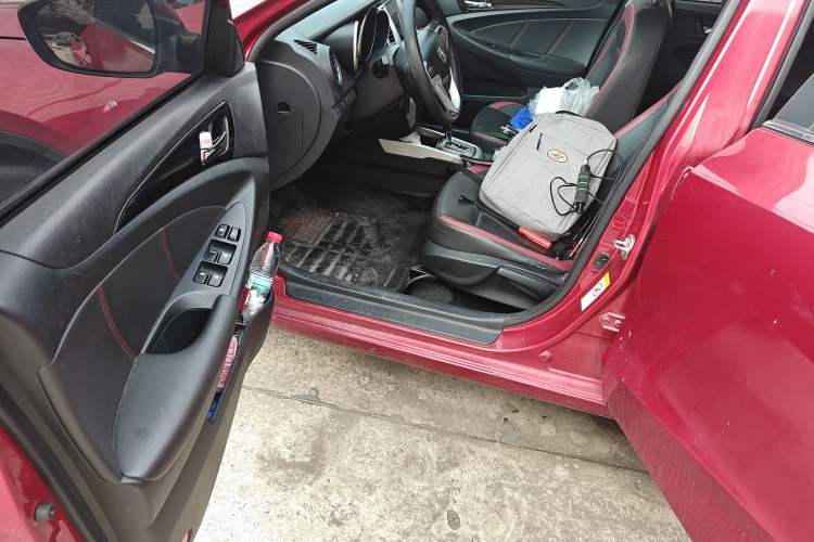 Used Changan Eado 2013 1.6L Automatic Junku Model China IV Standard