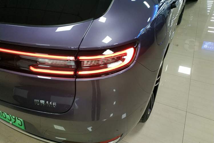 Used Hima AITO M5 2025 Extended-Range Ultra All-Wheel-Drive Version
