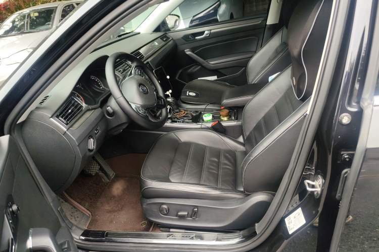 Used Volkswagen Passat 2017 330TSI DSG Luxury Edition
