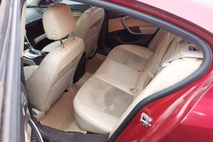 Used Buick Regal 2015 2.0L Leading Fashion Edition