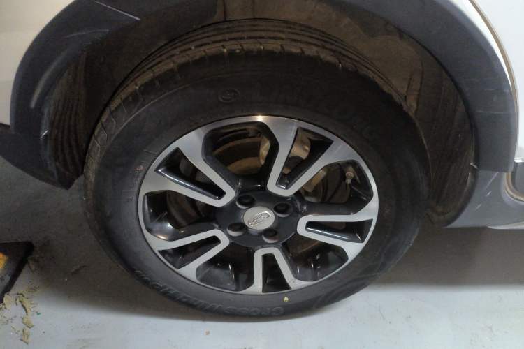 Used Geely Auto Vision X3 2017 1.5L Manual Elite Model Right Rear Wheel Hub