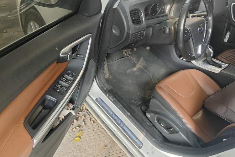 Used Volvo S60 2017 S60L T3 Smart Upgrade Edition