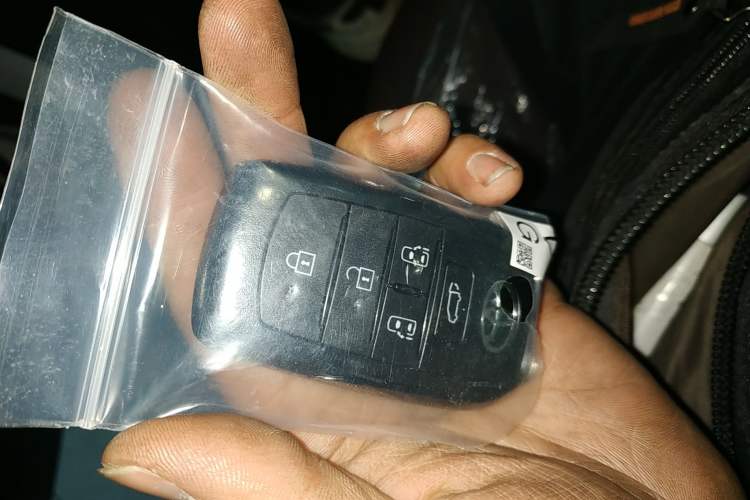 Used Toyota Granvia 2026 Model 2.5L Hybrid Prestige PLUS Four-Wheel Drive Edition