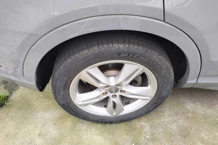 Used Audi Q3 2016 35 TFSI quattro all-wheel-drive style model
