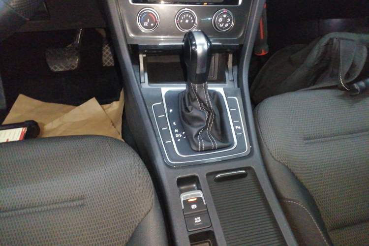 Used Volkswagen Golf 2017 230TSI Automatic Comfort Edition – Celebrating Milestone of One Million Units
