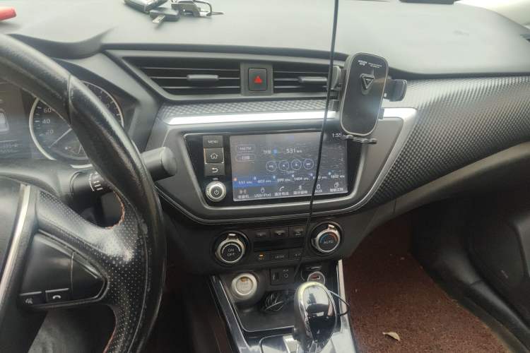 Used Nissan Lannia 2016 1.6L CVT High-Energy Version Audio And AC Panel