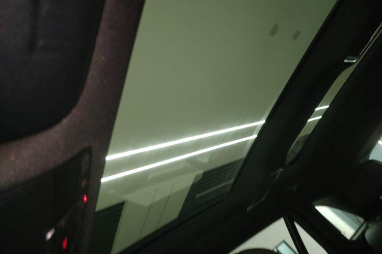 Used Mercedes-Benz GLC 2020 Facelift GLC 300 L 4MATIC Dynamic Edition
