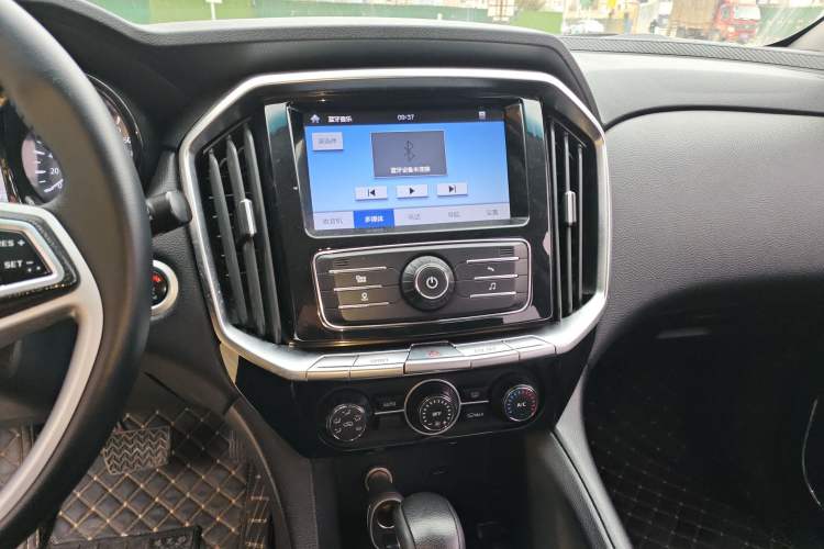 Used JMC Yusheng S350 2016 2.0T Automatic All-Wheel Drive Gasoline Luxury Edition 5 Seats