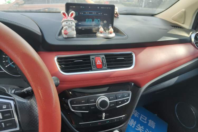 Used Haval H1 2016 Blue Label 1.5L AMT Luxury Model
