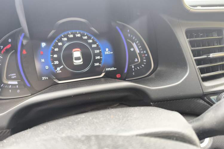 Used Hyundai Elantra (6th Generation / Lingdong) 2019 1.4T Dual-Clutch Xuan Dong · Dynamic Model Odometer Close Up