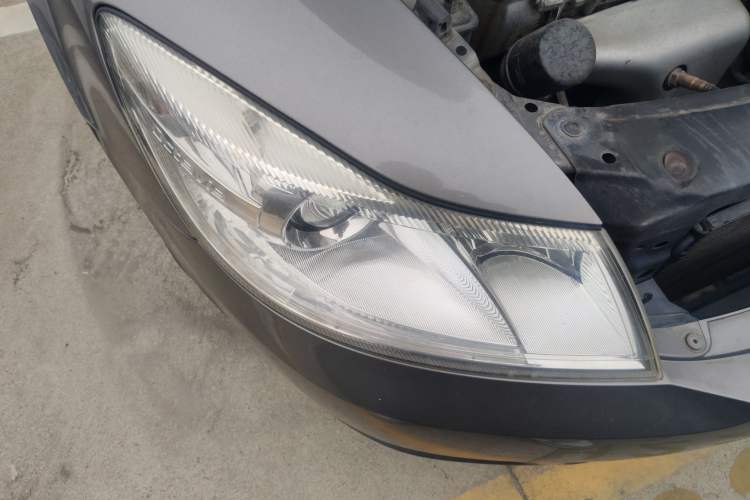 Used Skoda Octavia 2013 1.6L Automatic Yijun Edition Right Front Headlight