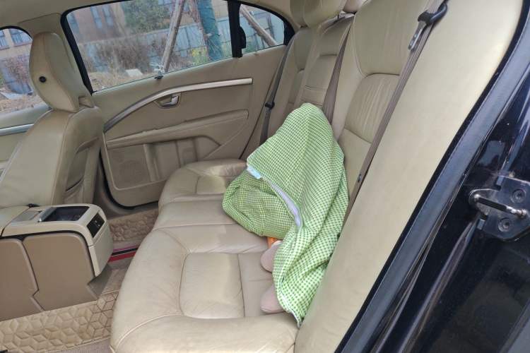 Used Volvo S80L 2011 2.0T ZhiShang Version
