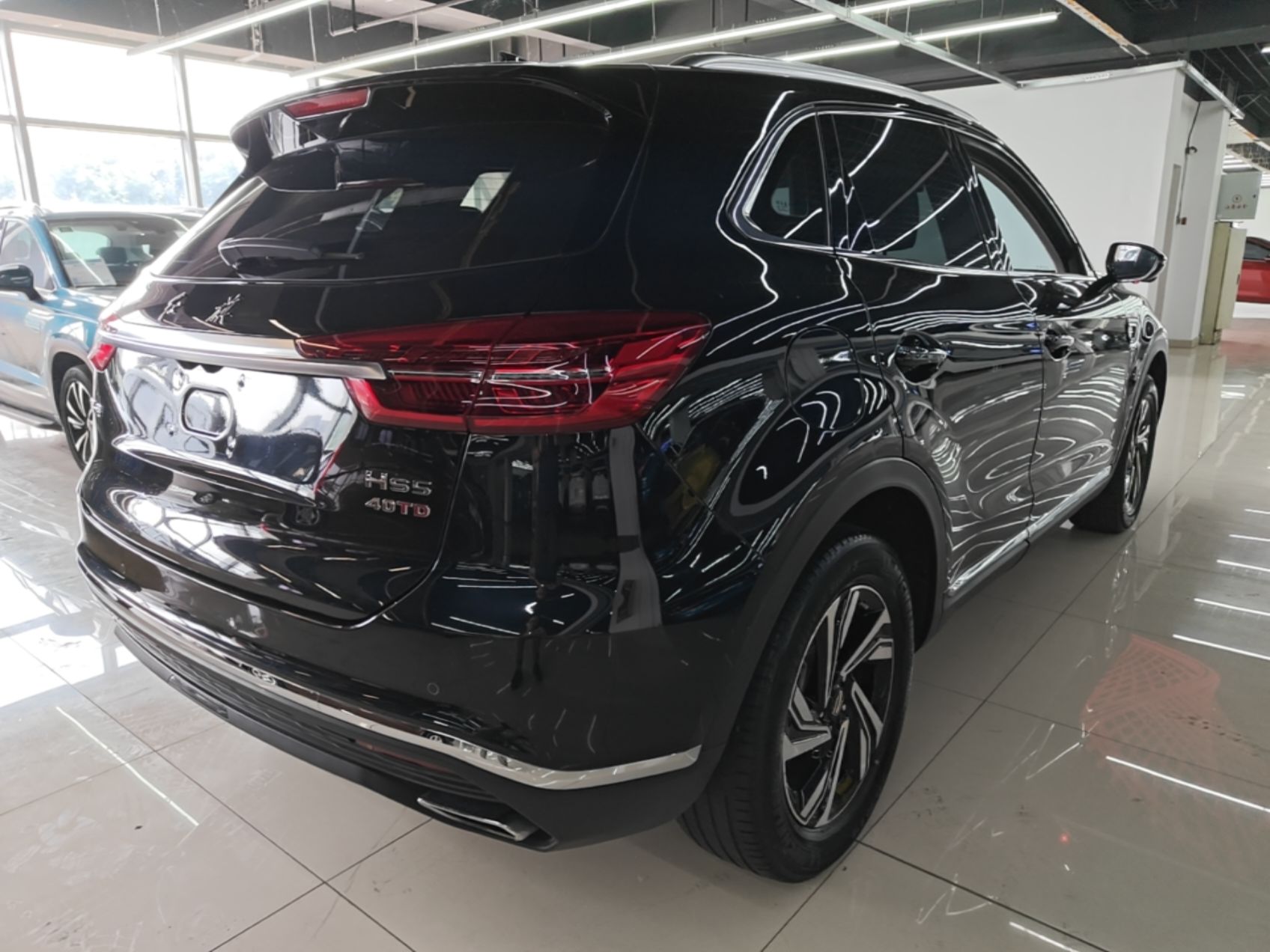 Hongqi HS5 2022 Revised Version 2.0T Smart Connect Flagship Edition — снимка 6