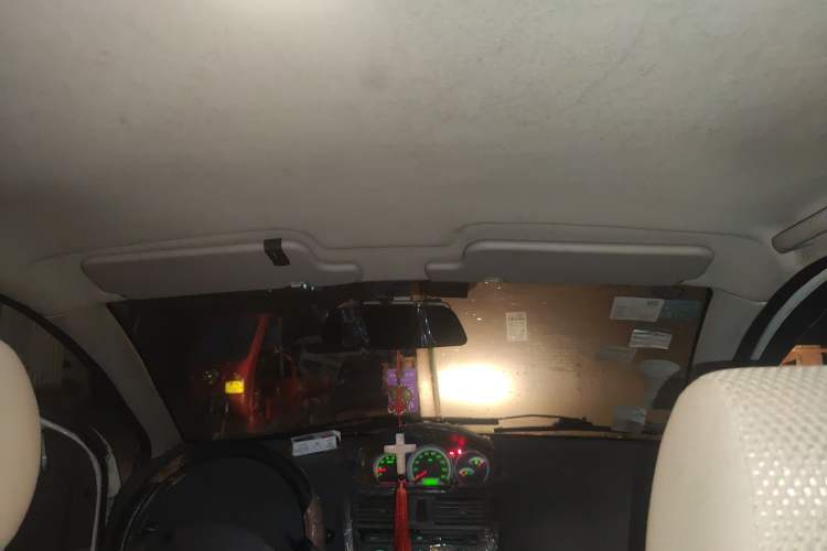 Used FAW Weizhi 2011 Sedan 1.5L Manual Elite Model