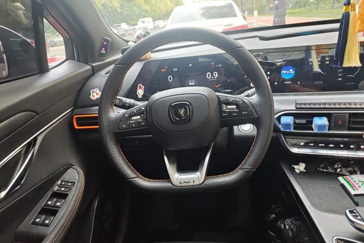 Used Changan UNI-T 2022 1.5T Prestige Version