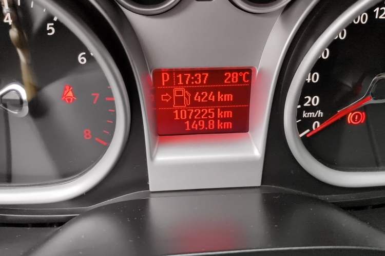 Used Ford Focus 2013 Hatchback Classic 1.8L Automatic Base Model Odometer Close Up