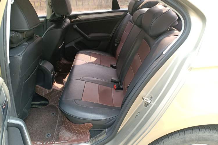 Used Volkswagen Bora 2018 1.5L Manual Fashion Model