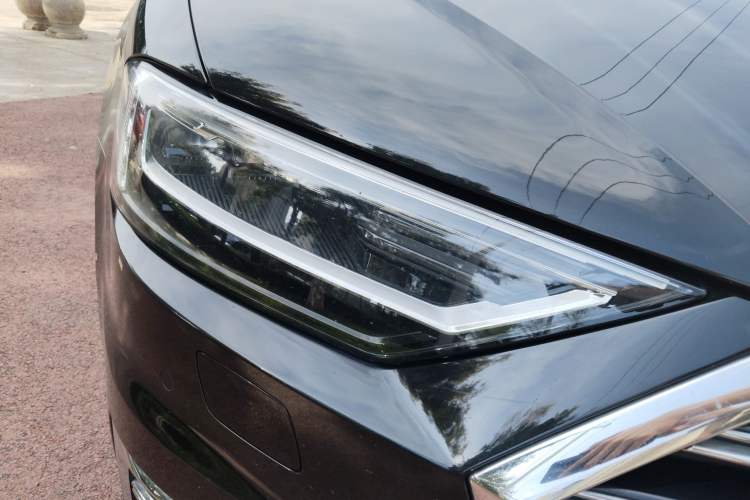 Used Audi A8 2022 A8L 50 TFSI quattro Comfort Edition Collector's Model Right Front Headlight