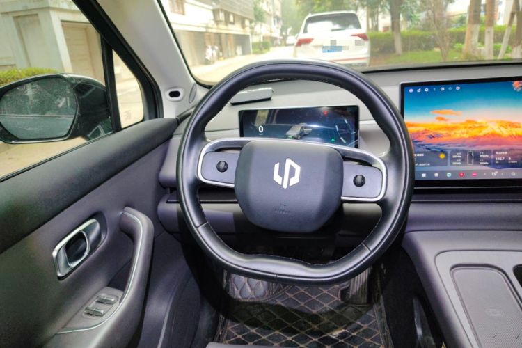 Used Leapmotor C16 2024 Range-Extended 200 Luxury Edition