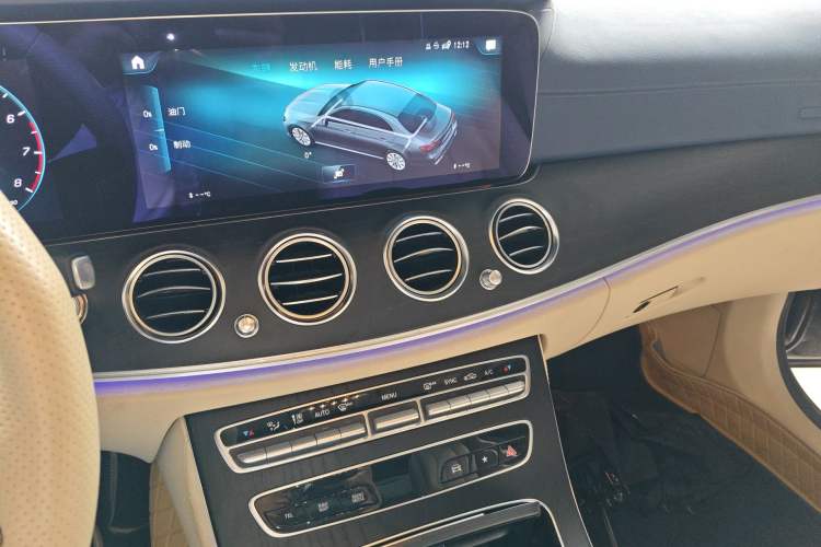 Used Mercedes-Benz E-Class 2022 Revised Version E 300 L Sport Luxury Edition Audio And AC Panel