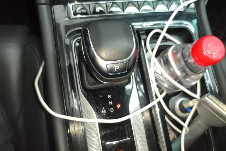 Used Hongqi H5 2023 2.0T Automatic Smart Connect Flagship Edition
