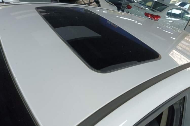 Used Buick GT 2014 XT 1.6L Automatic Fashion Edition Roof