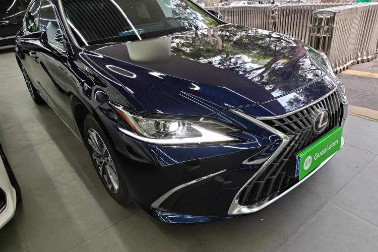 Used Lexus ES 2024 200 Premium Edition