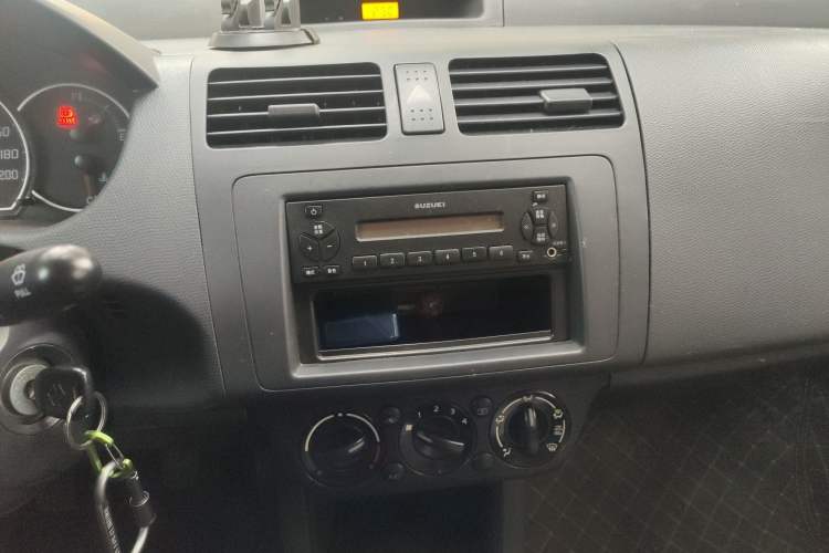 Used Suzuki Swift 2014 1.3L Manual Standard Edition