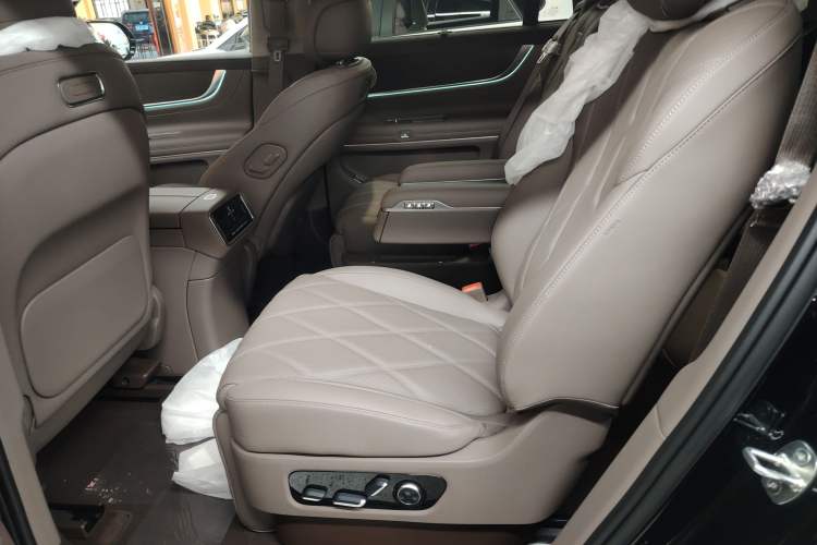 Used Hima AITO M9 2025 Extended-Range Ultra Version 52 kWh 6-Seater