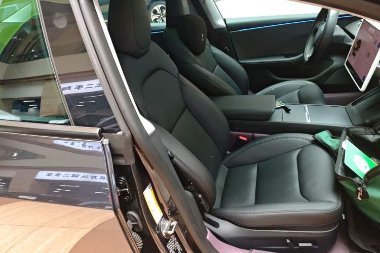 Used Tesla Model 3 2025 Model Long-Range Rear-Wheel-Drive Version
