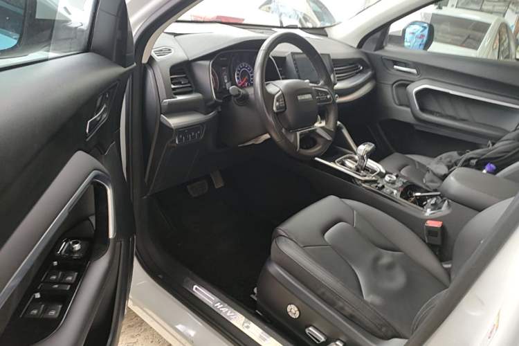 Used Haval H6 2017 Blue Label 2.0T Automatic Two-Wheel Drive Smart Edition