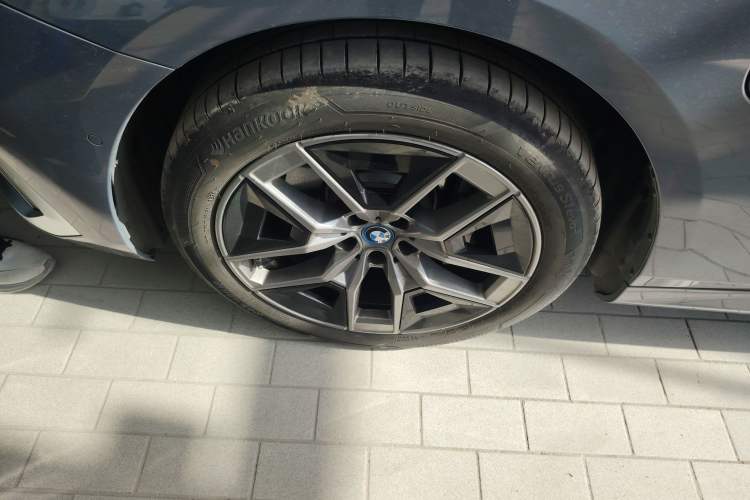 Used BMW i5 2024 eDrive 35L Prestige Luxury Package