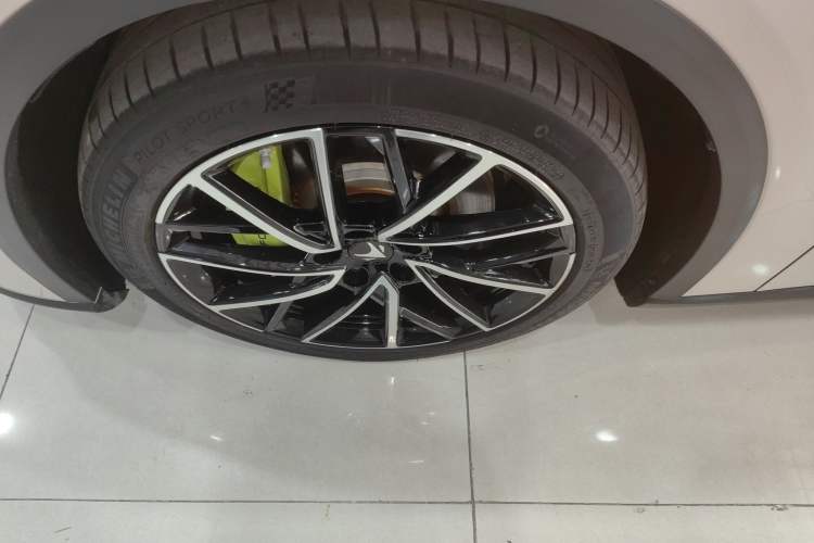 Used ARCFOX Alpha S5 2024 708MAX 200kW